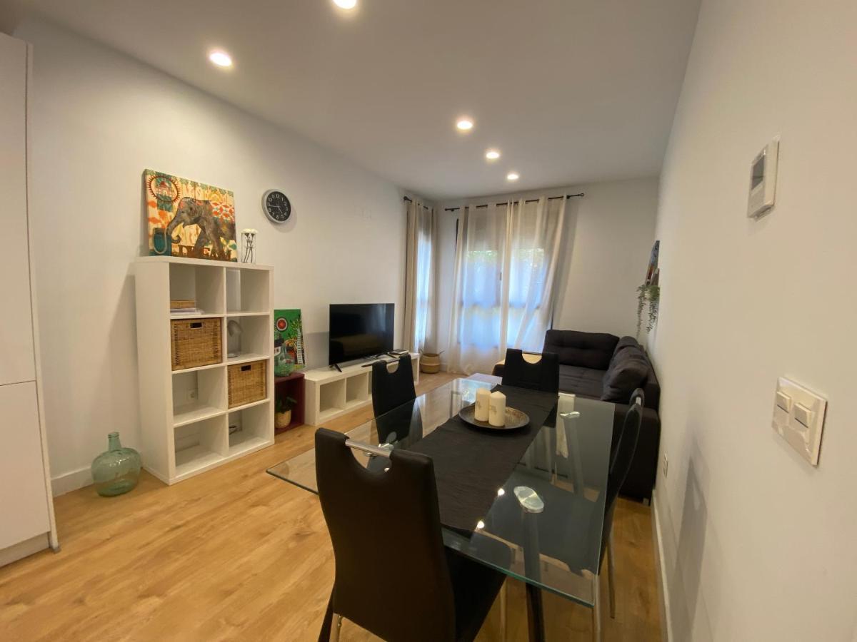 Apartmán Apartamento Estelar Con Piscina Y Garaje Nervion Sevilla Exteriér fotografie