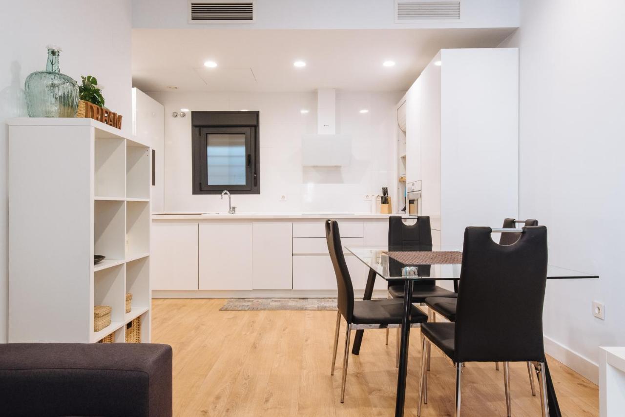 Apartmán Apartamento Estelar Con Piscina Y Garaje Nervion Sevilla Exteriér fotografie