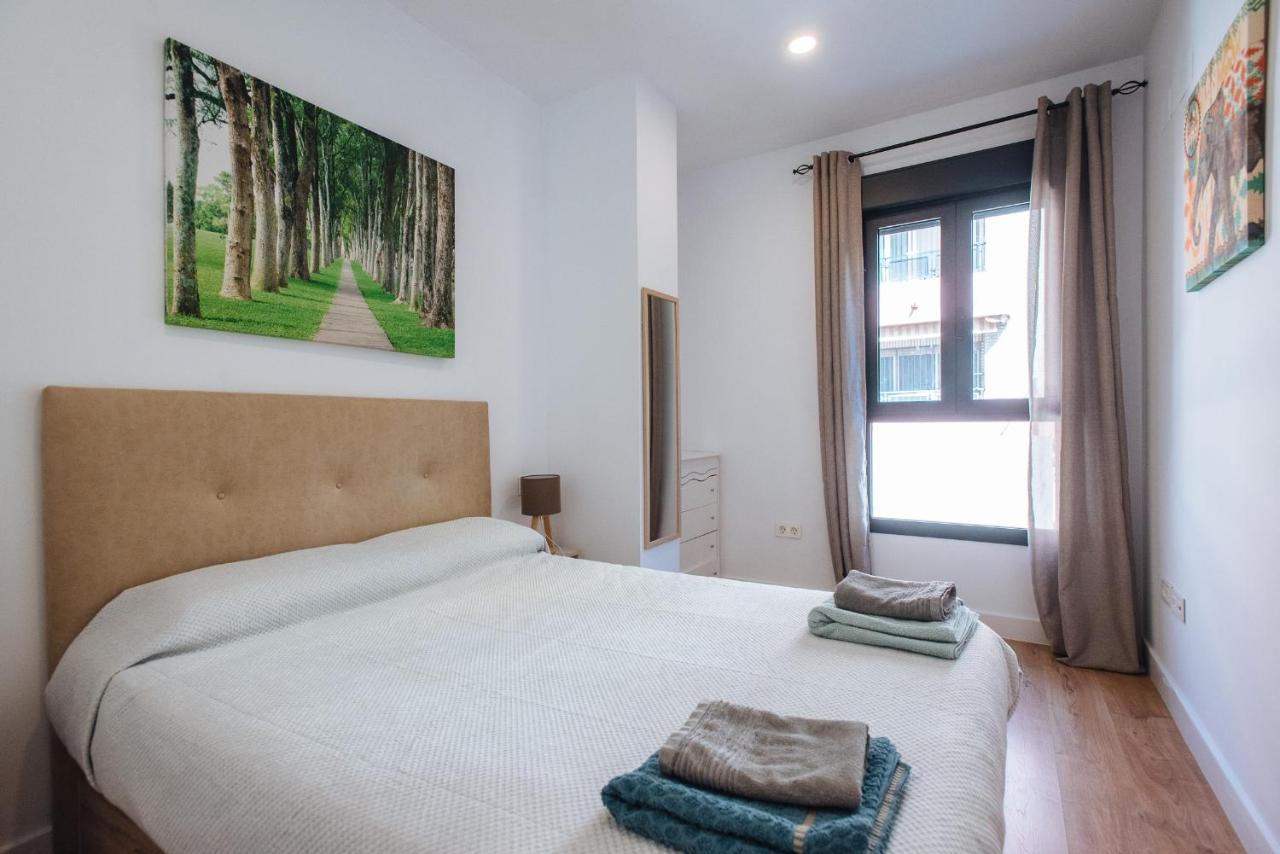 Apartmán Apartamento Estelar Con Piscina Y Garaje Nervion Sevilla Exteriér fotografie